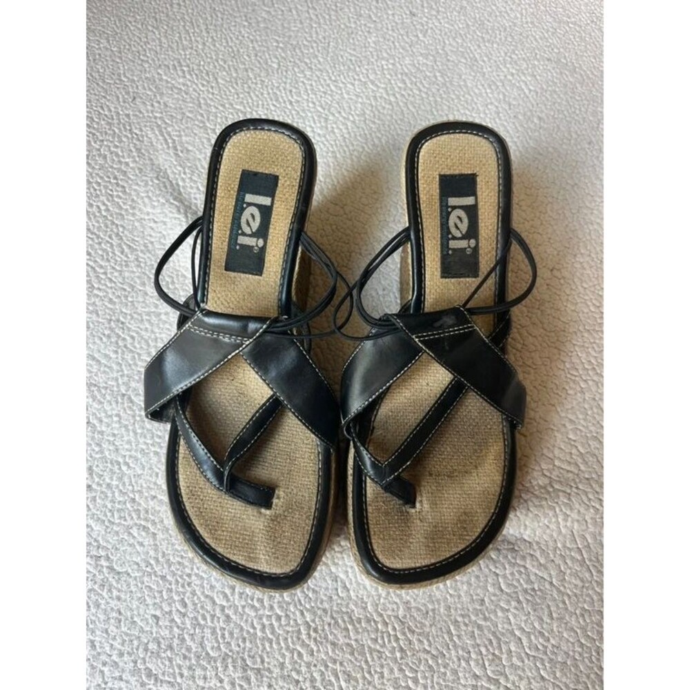 Vintage 90s L.E.I. Rummba Black Wedge Wicker Sandals Womens 9.5
